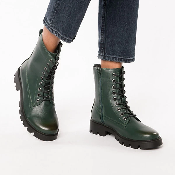 Chunky Lace-Up Boots 2 Chunky Lace-Up Boots – Bild 2