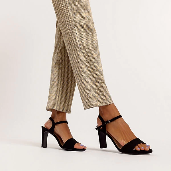 Classic High Heel Sandals - Schwarz 2 Classic High Heel Sandals - Schwarz – Bild 2